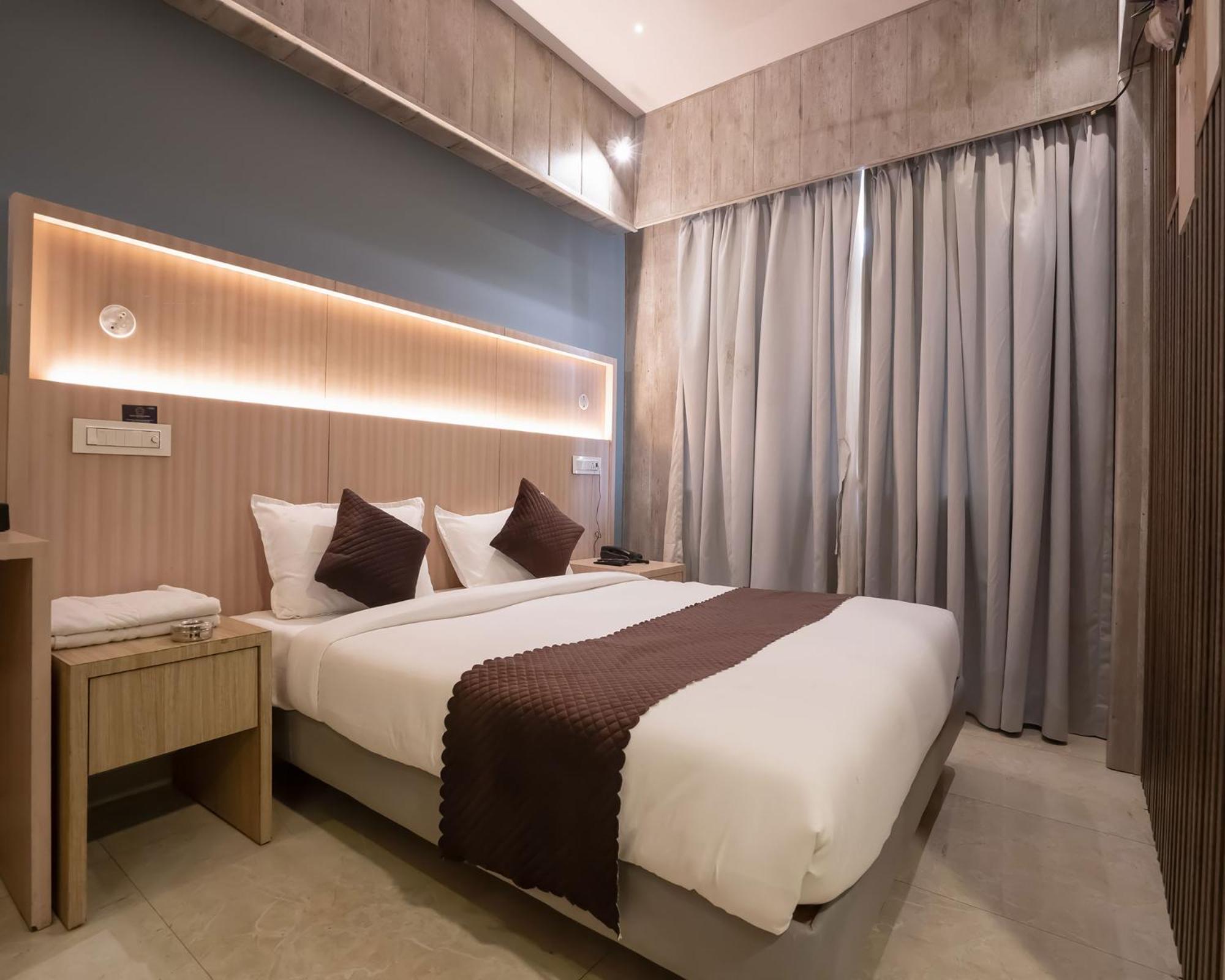 Hotel Grand Seasons- Navi Mumbai Exterior foto